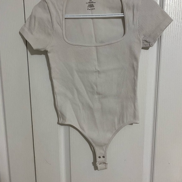 Dynamite Ribbed Beige Bodysuit - Picture 1 of 2